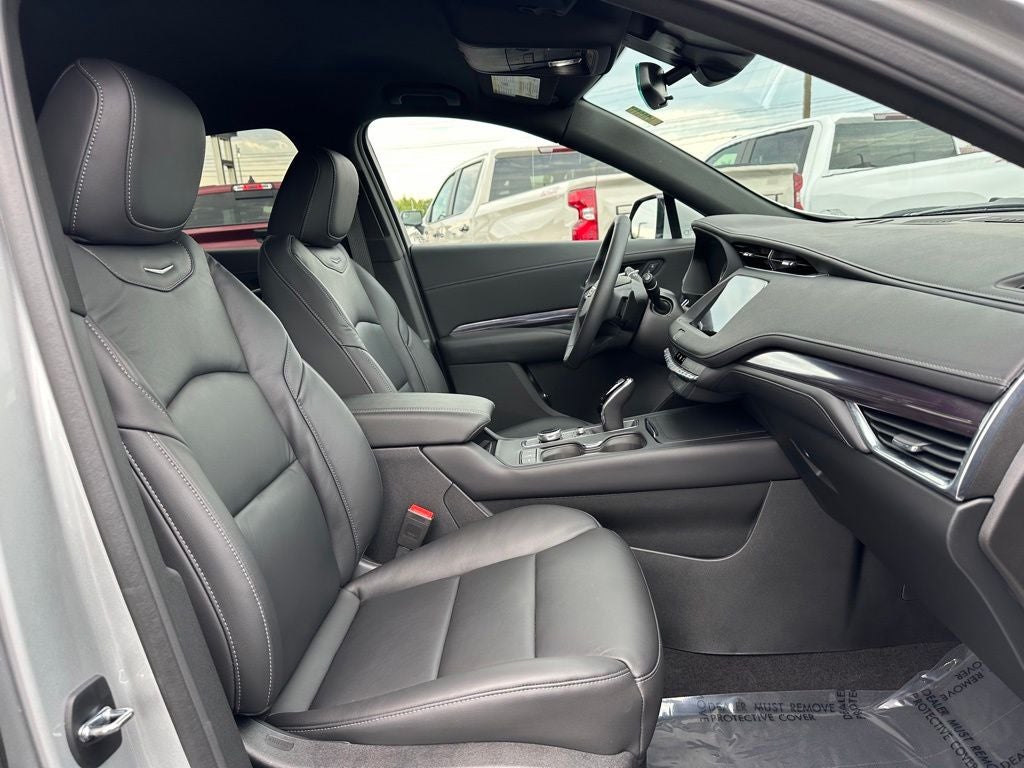 2022 Cadillac XT4 AWD Luxury