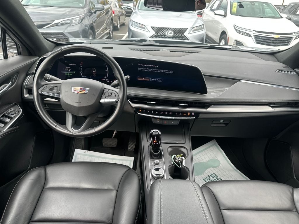 2024 Cadillac XT4 AWD Premium Luxury