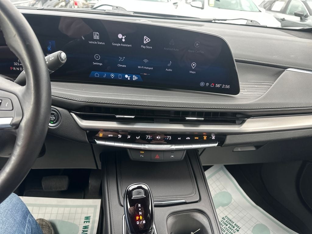2024 Cadillac XT4 AWD Premium Luxury
