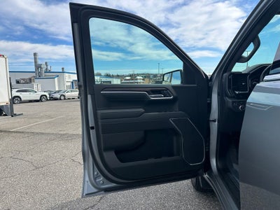 2025 GMC Sierra 1500 4WD Crew Cab Short Box SLT