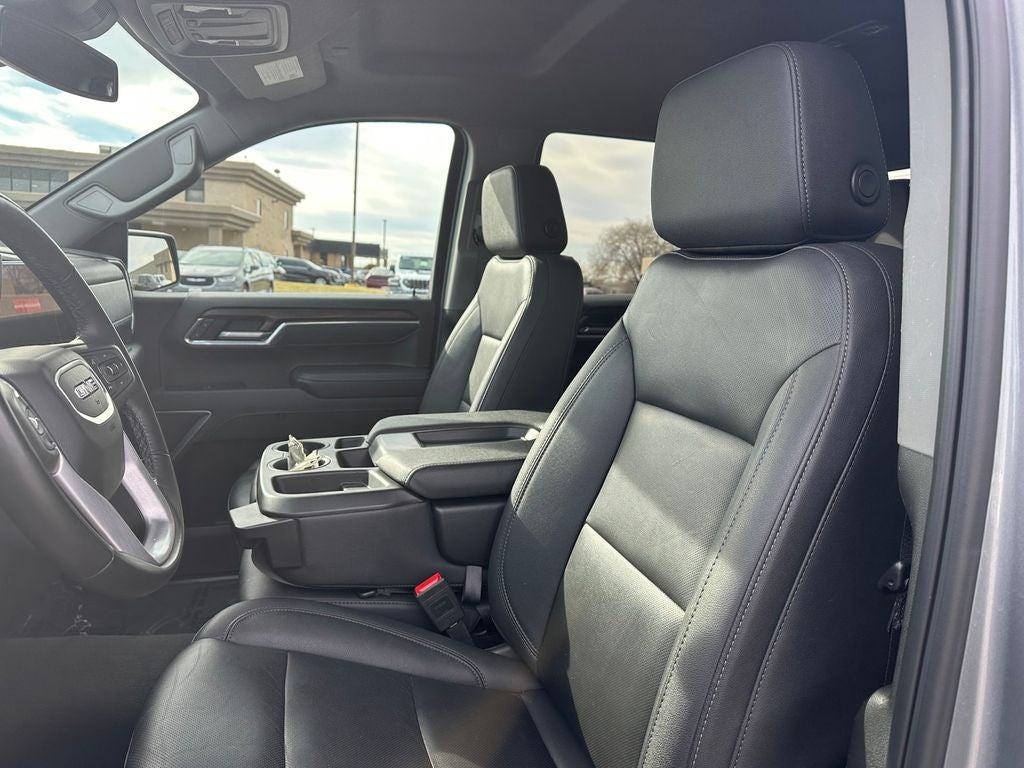 2025 GMC Sierra 1500 4WD Crew Cab Short Box SLT