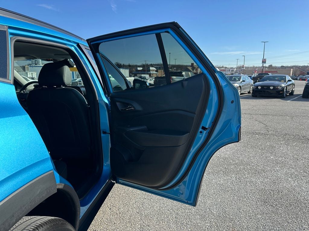 2025 Chevrolet Trax FWD LT