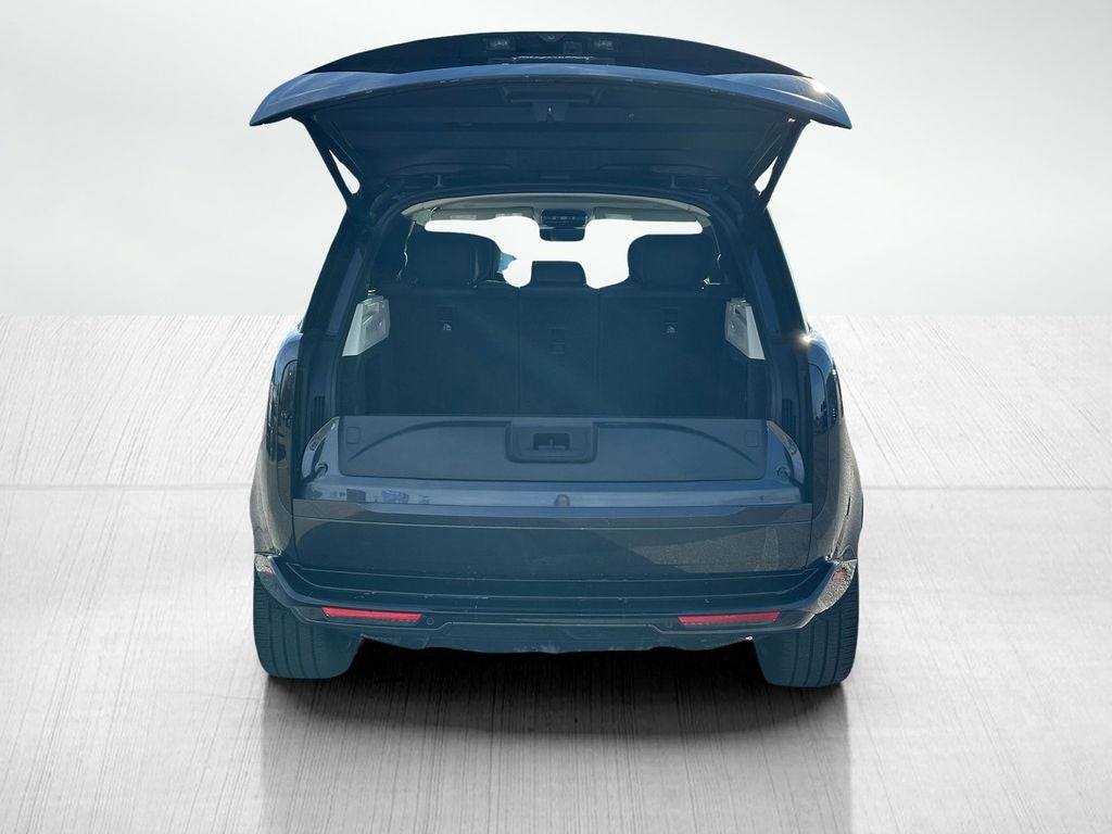 2024 Land Rover Range Rover P550e Autobiography