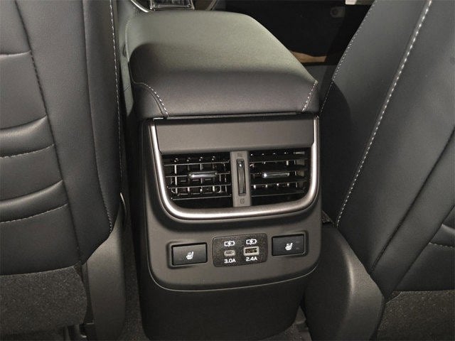 2025 Subaru LEGACY Limited