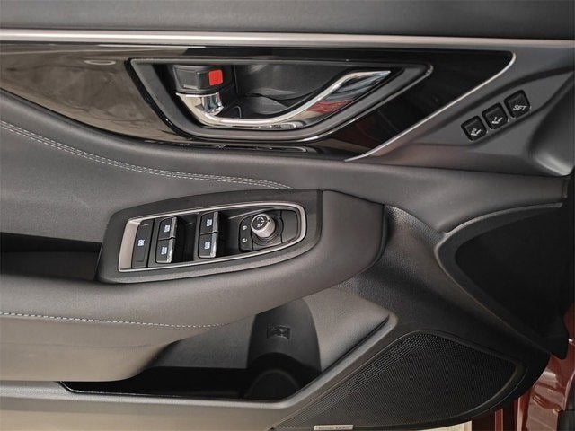 2025 Subaru LEGACY Limited