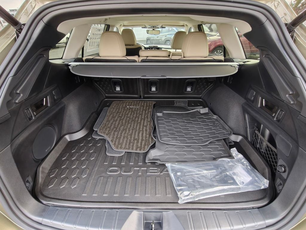 2025 Subaru OUTBACK Limited