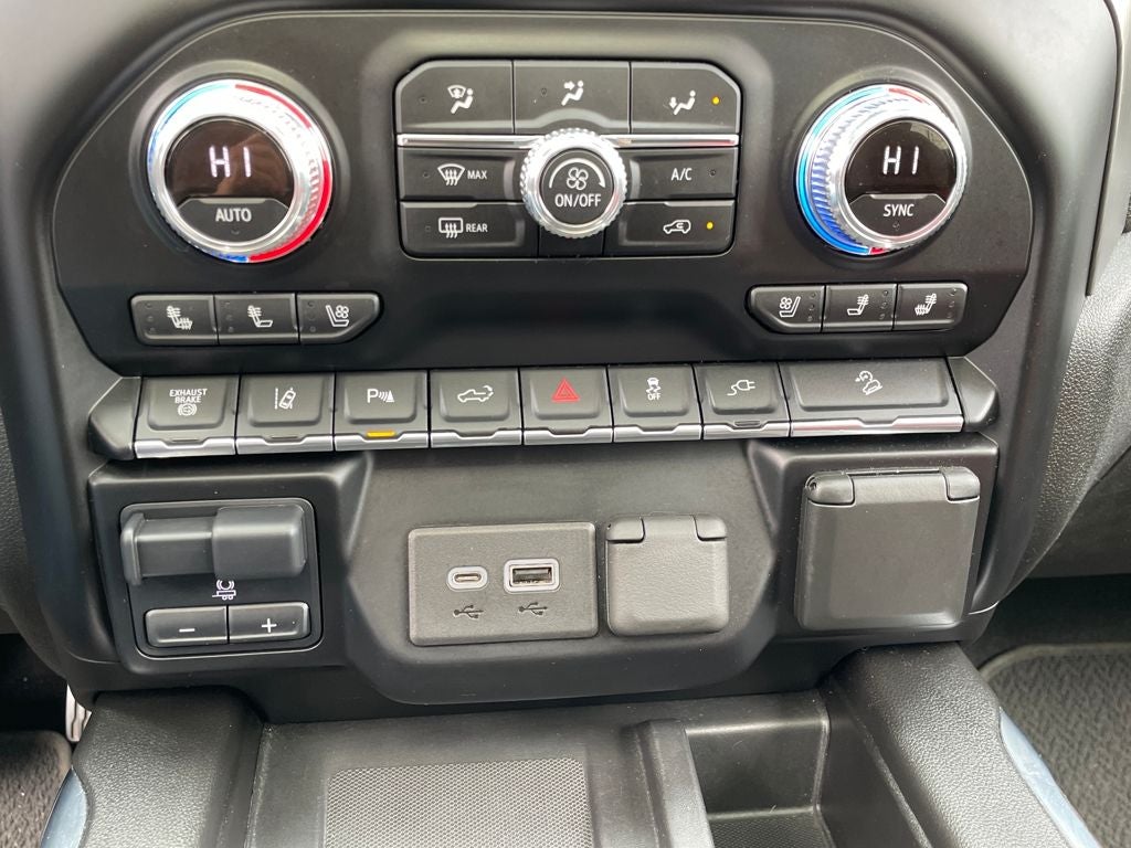 2023 GMC Sierra 3500HD Denali