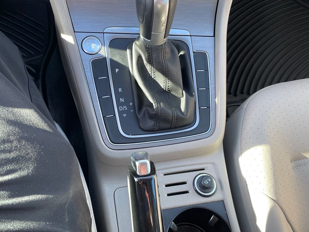 2017 Volkswagen Golf TSI S 4-Door