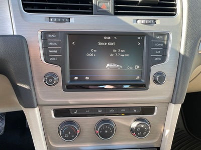 2017 Volkswagen Golf TSI S 4-Door