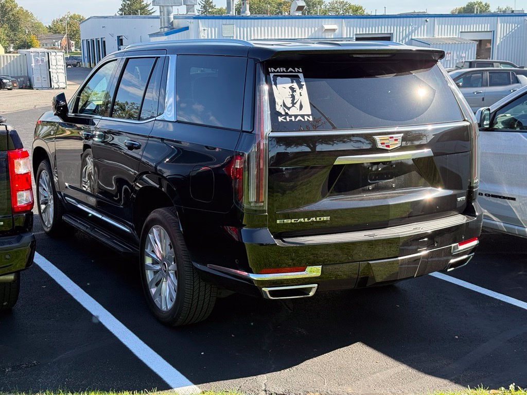 2025 Cadillac Escalade Luxury