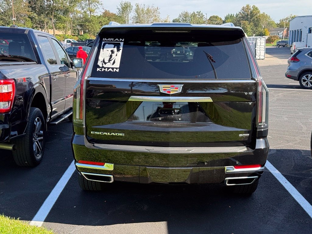 2025 Cadillac Escalade Luxury