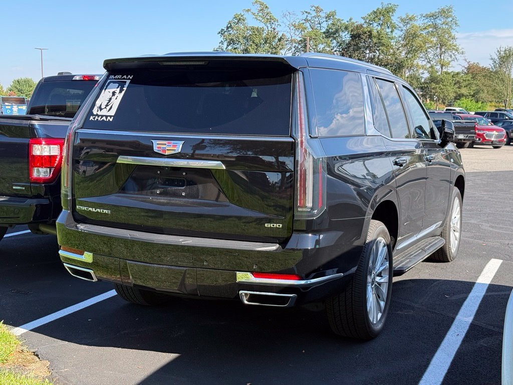 2025 Cadillac Escalade Luxury