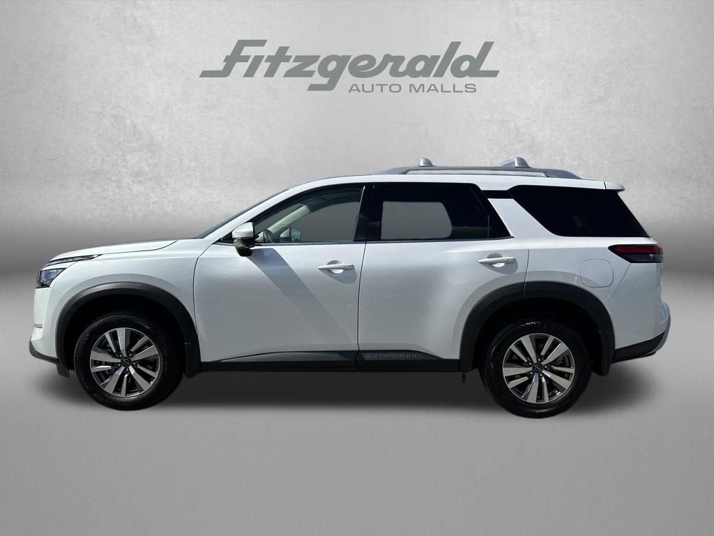 2025 Nissan Pathfinder SL 4WD