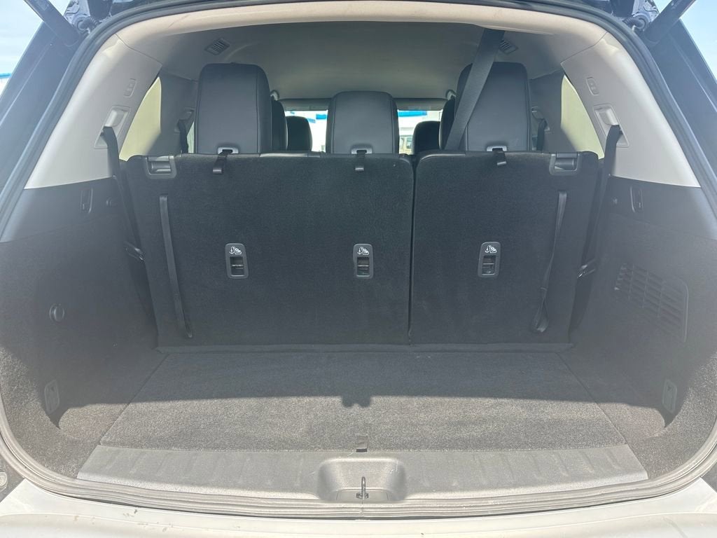 2025 Nissan Pathfinder SL 4WD