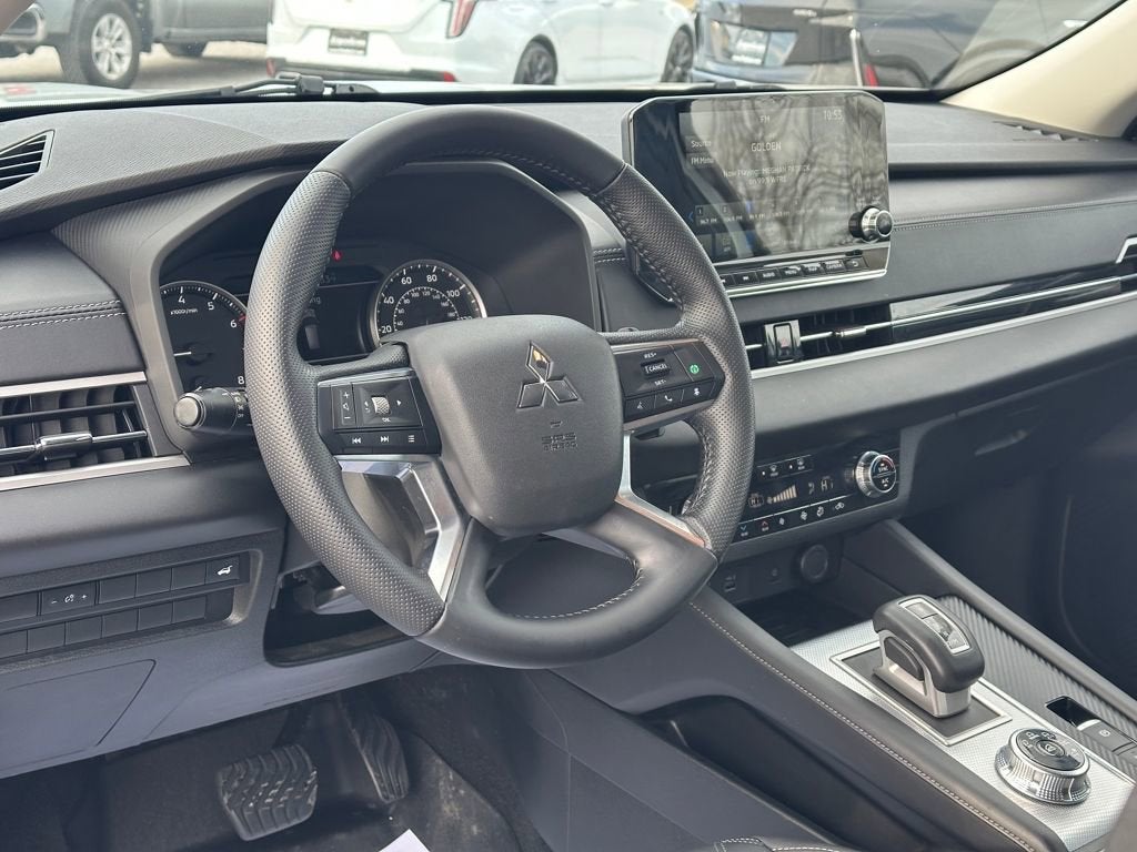 2022 Mitsubishi Outlander SEL Special Edition 2WD