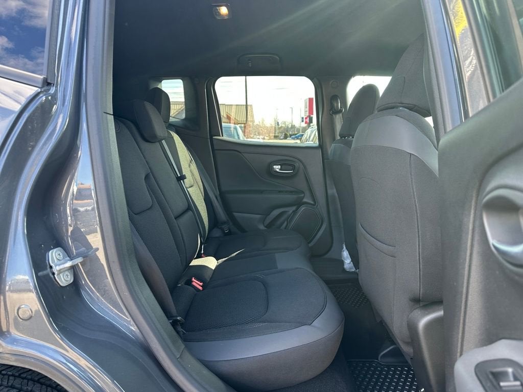 2022 Jeep Renegade Altitude 4x4