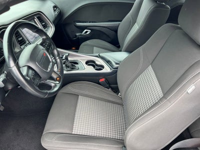 2022 Dodge Challenger SXT