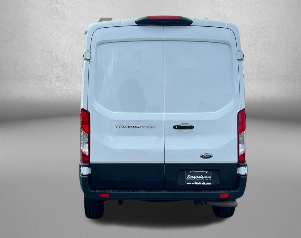 2023 Ford Transit Cargo Van T250 MD RF RWD
