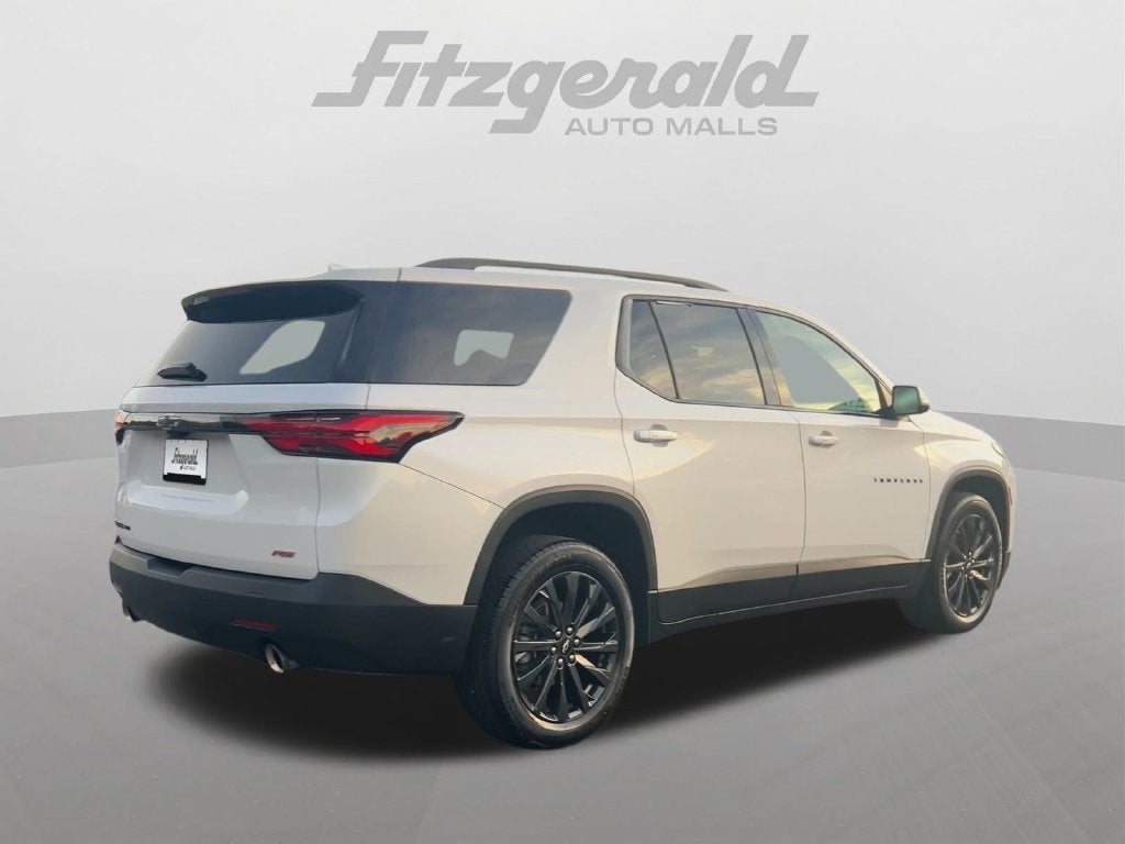 2023 Chevrolet Traverse RS