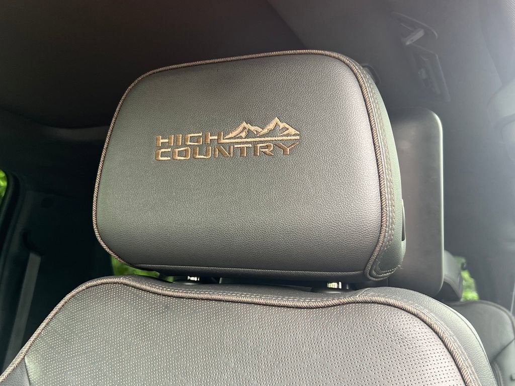 2021 Chevrolet Suburban High Country