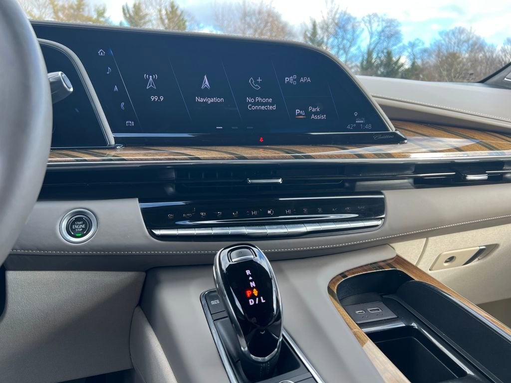 2022 Cadillac Escalade Premium Luxury Platinum