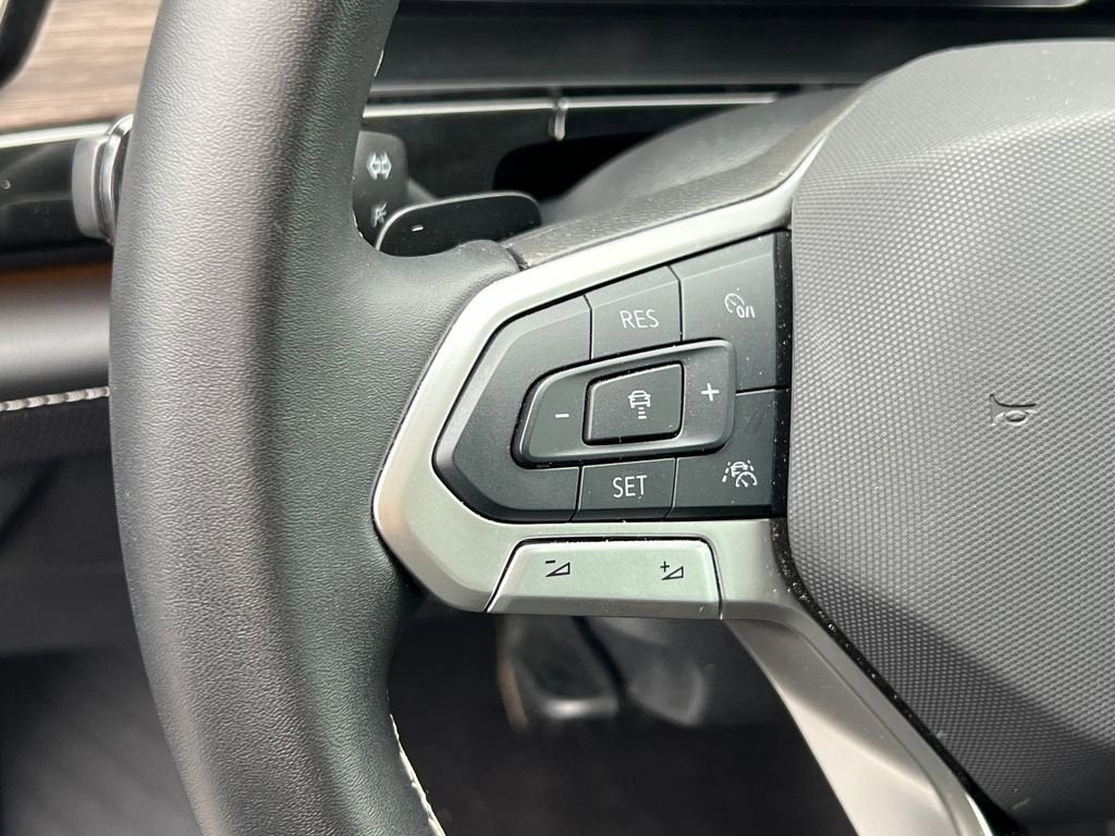 2025 Volkswagen Atlas 2.0T SEL