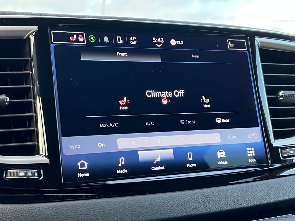 2024 Chrysler Pacifica Touring L