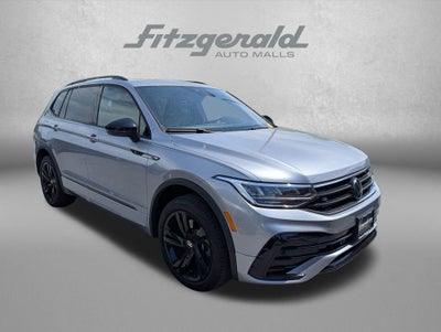 2024 Volkswagen Tiguan SE R-Line Black