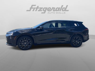 2025 Toyota Crown Signia XLE