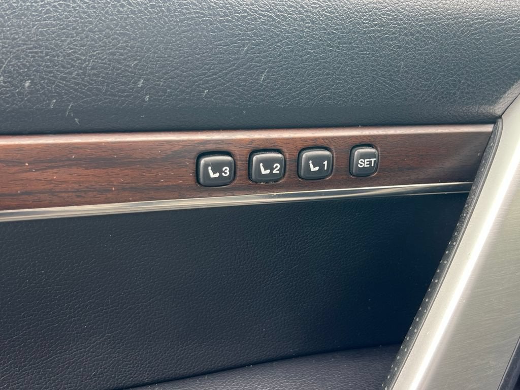 2021 Toyota Land Cruiser Base