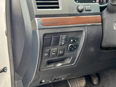 2021 Toyota Land Cruiser Base