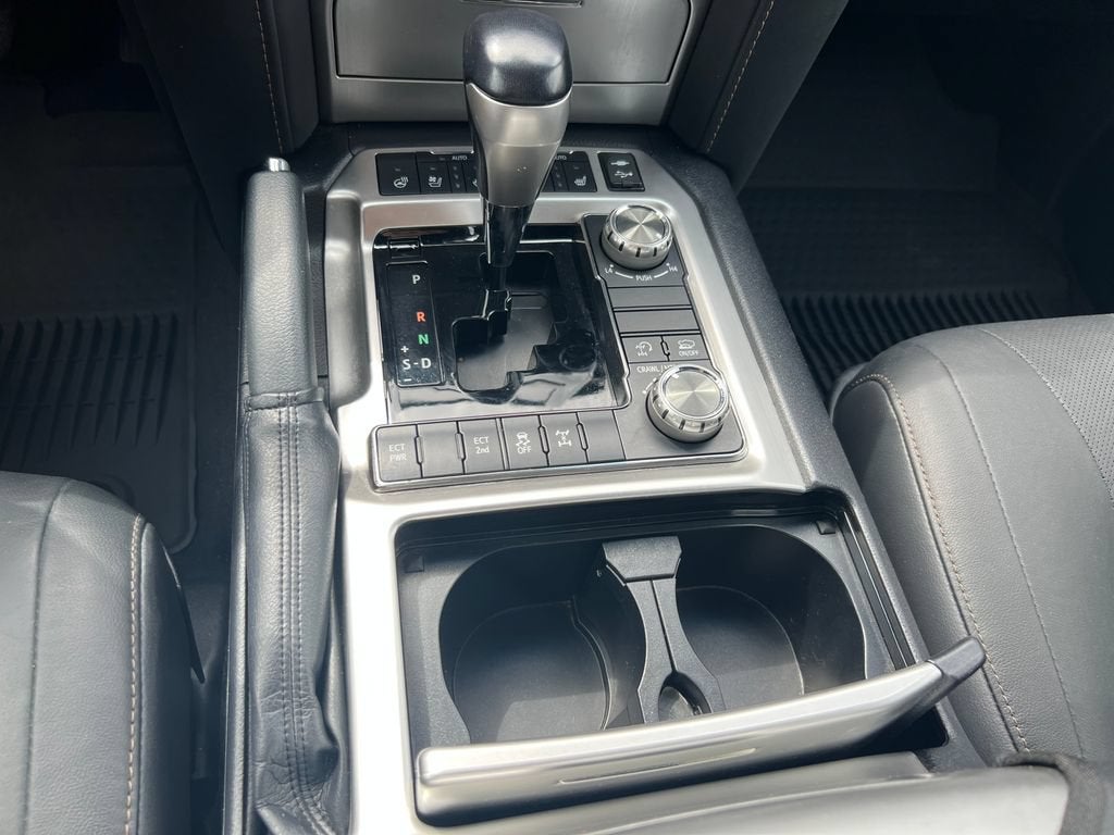 2021 Toyota Land Cruiser Base