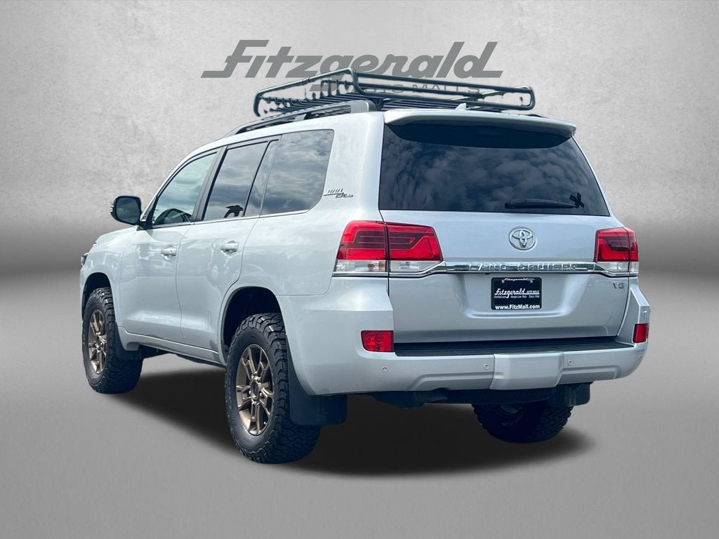 2021 Toyota Land Cruiser Base