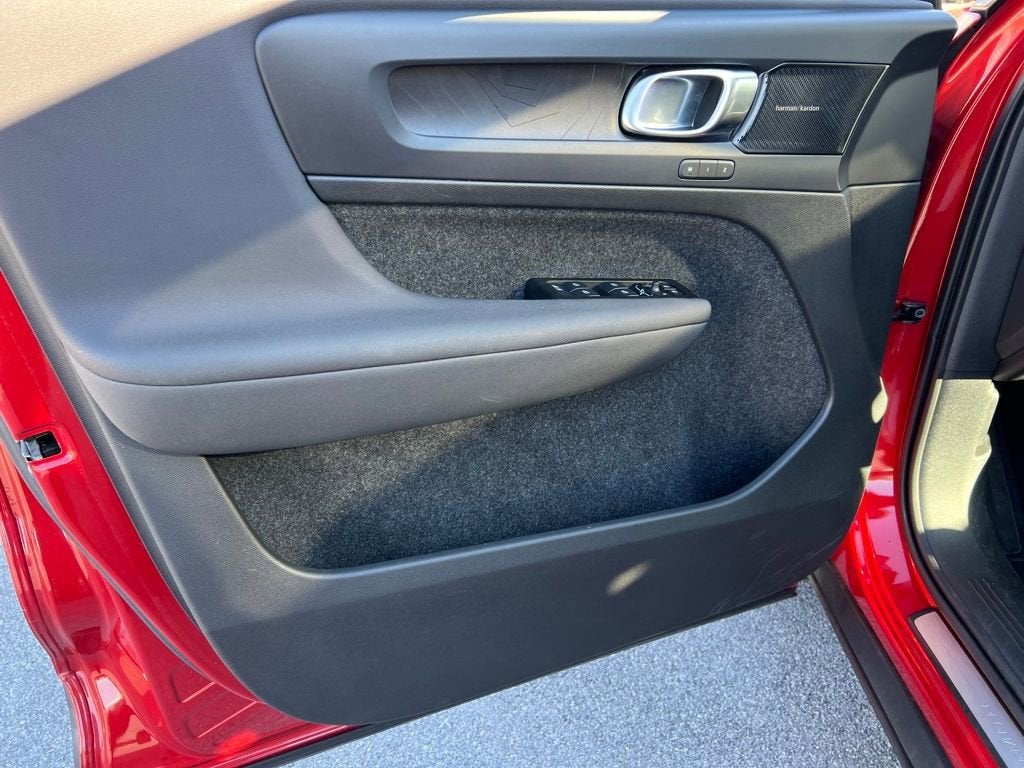 2022 Volvo C40 Recharge Pure Electri Ultimate