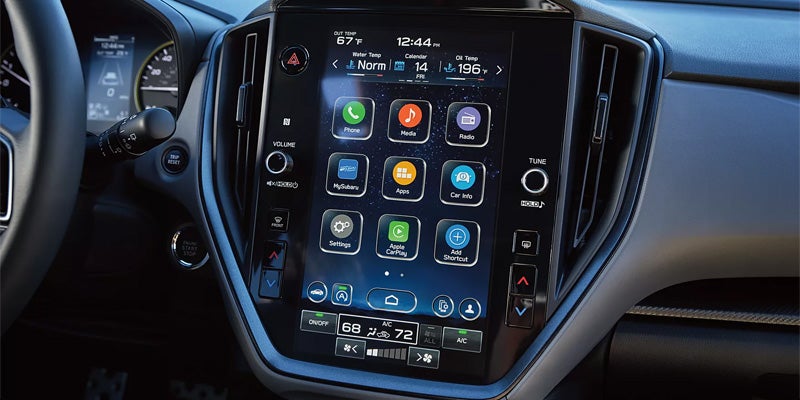 crosstrek model interior display view